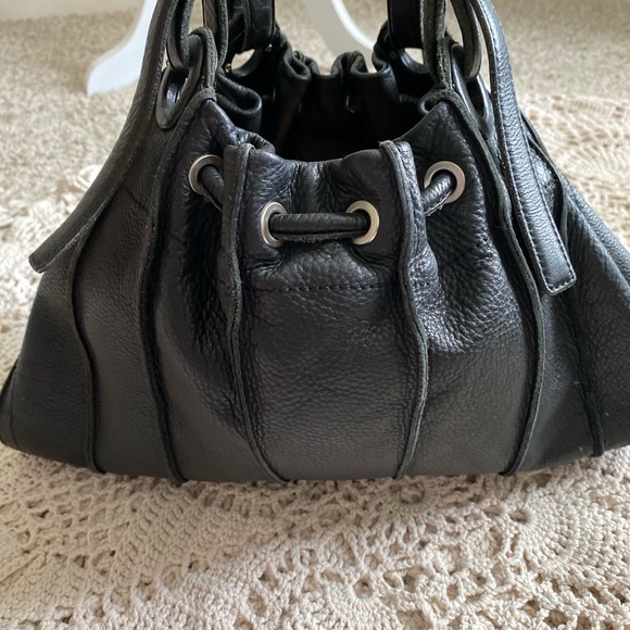 Kenneth Cole drawstring bag - Picture 6 of 16